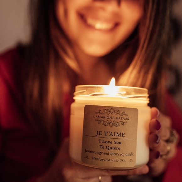 JE T'AIME - I LOVE YOU - TE QUIERO - Jasmine, Sage + Cherry Blossom - Soy Candle - Picture 4 of 7